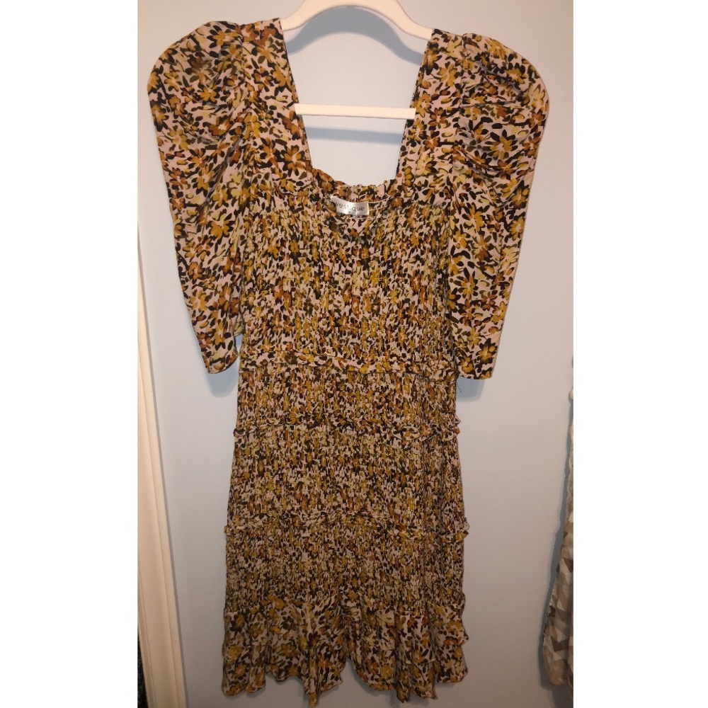 Fall patterned, short sleeve, ruched mini dress